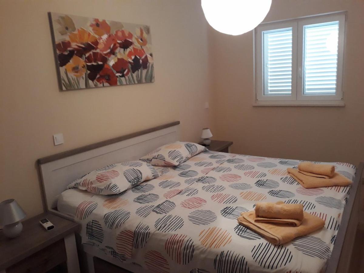 Apartments Juliet Оребич Экстерьер фото