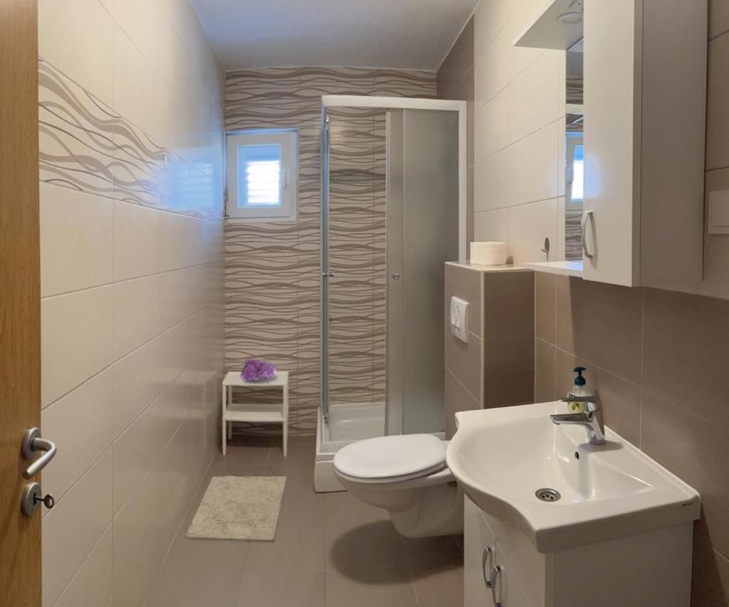 Apartments Juliet Оребич Экстерьер фото