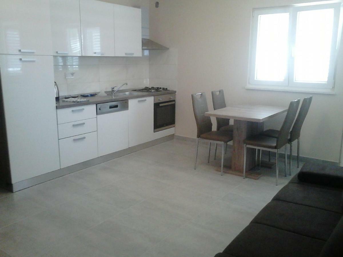 Apartments Juliet Оребич Экстерьер фото